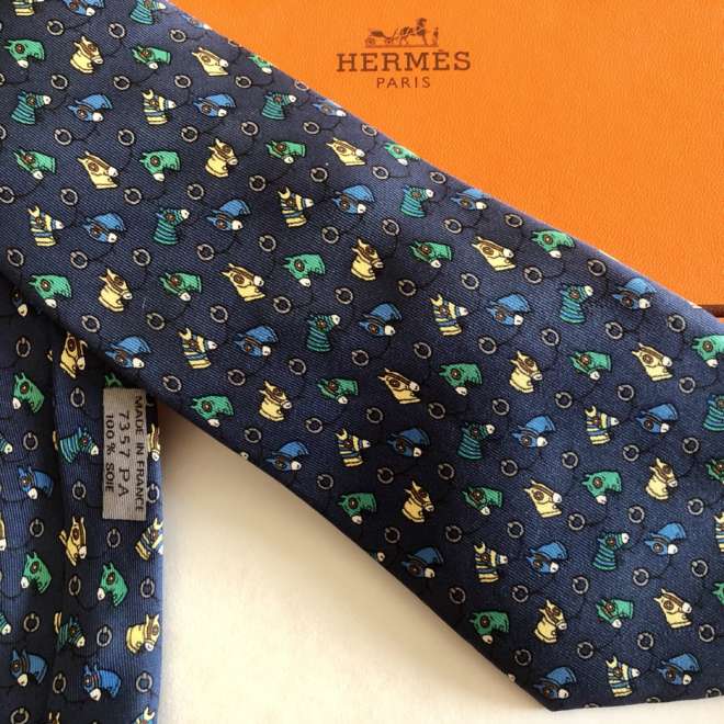 Hermes 7994 EA popular Kangaroo Printed Silk Tie